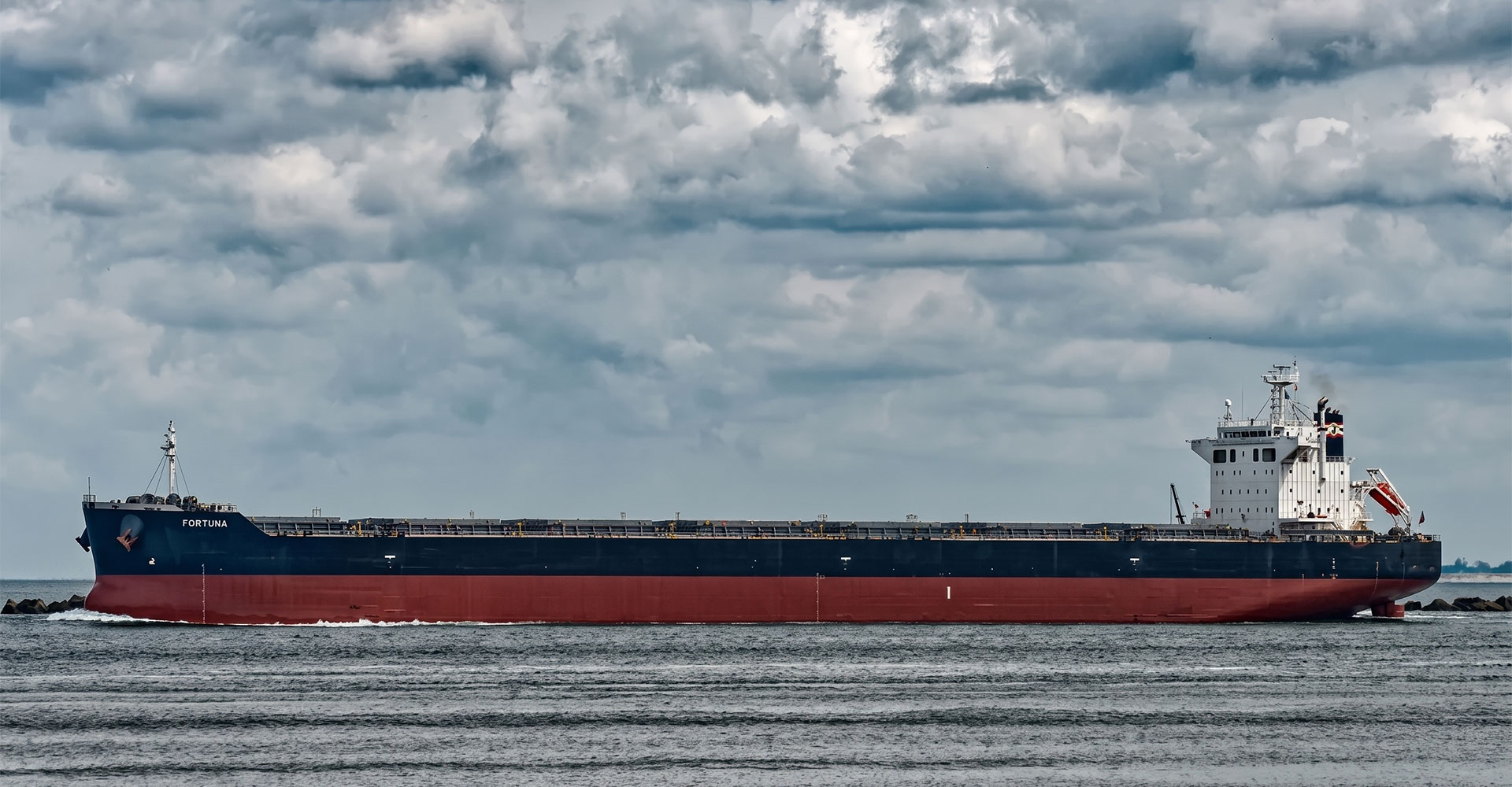M/V Efem Bulk